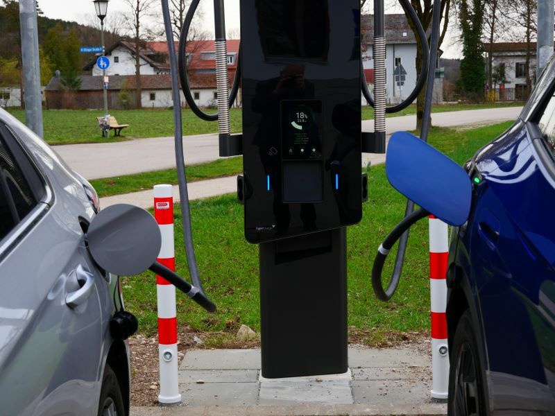 Ladesäule am Rathausparkplatz Ladesäule am Rathausparkplatz
